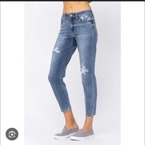 Judy Blue Jeans Women's 28 Slim Fit Distressed Stretch